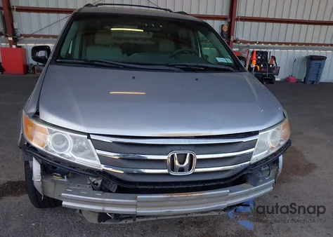 2011 Honda Odyssey Ex z USA, uszkodzony, nr VIN 5FNRL5H46BB026965